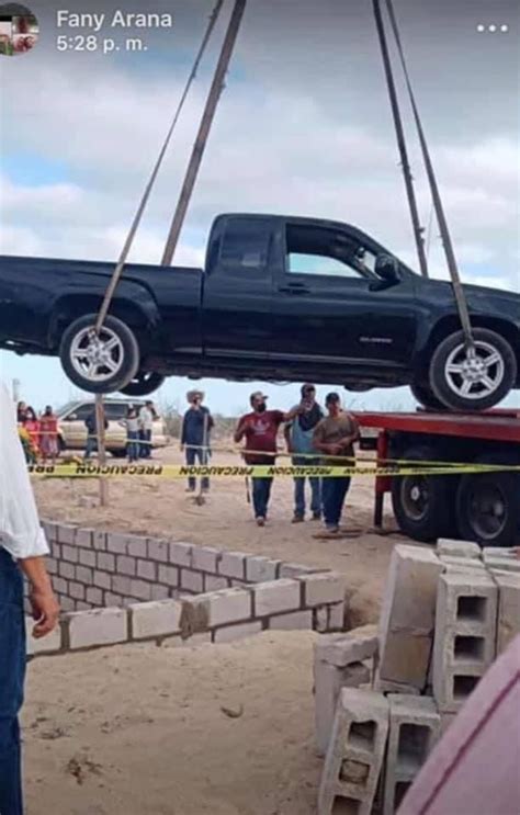 La última voluntad Entierran a hombre con todo y su camioneta en Baja