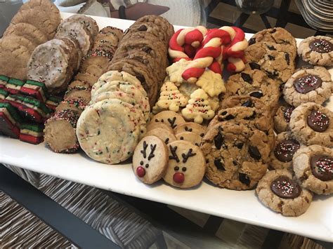 First Christmas cookie platter of the season : r/Baking