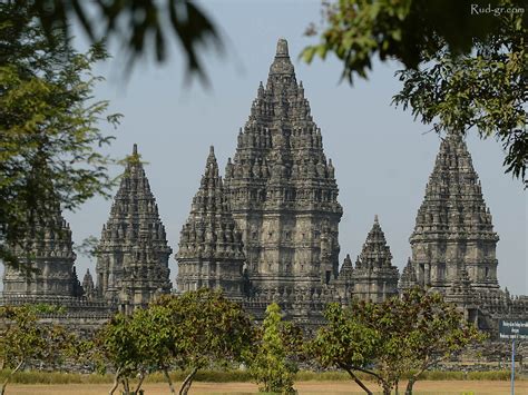 The Wonderful Tourism of Yogyakarta: Prambanan Temple