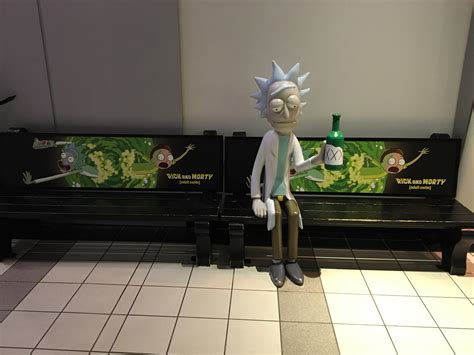 Found this while wondering around the universe. : r/rickandmorty_C137