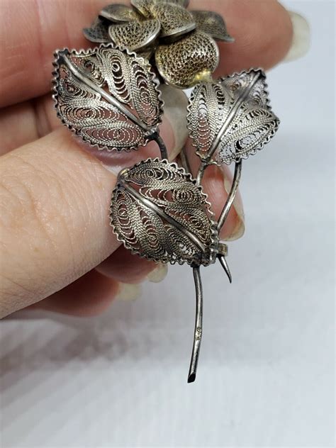 Antique Silver Spun Filigree Wire Flower Brooch Gem