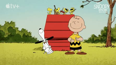 Peanuts Charlie Brown And Snoopy Dancing GIFDB