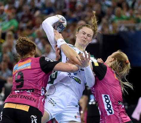 Győr qualifies for women s handball Champions League final PHOTOS