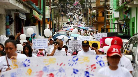 Desplazados Por La Violencia En Tila Chiapas Marchan Para Exigir