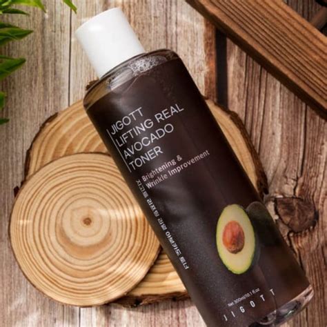 Тонеры - Lifting Real Avocado Toner [Jigott] | bb-mania.kz