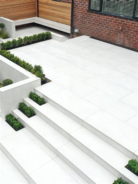 Marbella White King Size Porcelain Paving Slabs 1200x600 Pack