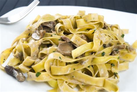 Tagliatelle Con Funghi Porcini Crudo E Panna Blog Ristorantiditalia Net