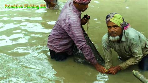 Wow Amazing Big Fish Hunting Best Big Fish Catching By Traditional