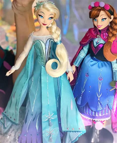 Disney Frozen Anna And Elsa Brittney Lee D Limited Edition Dolls