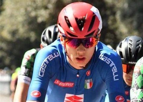 luca paletti sulla scia del padre passera tra  professionisti