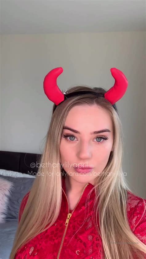 Bethanylilya Feeling Devilish Kicking Off The Halloween Videos As A Red Devil Xxx Onlyfans Porn