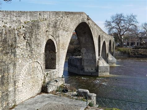 Bridge Arched in Arta City on Arahthos River in Greece Stock Photo - Image of historical, arch ...