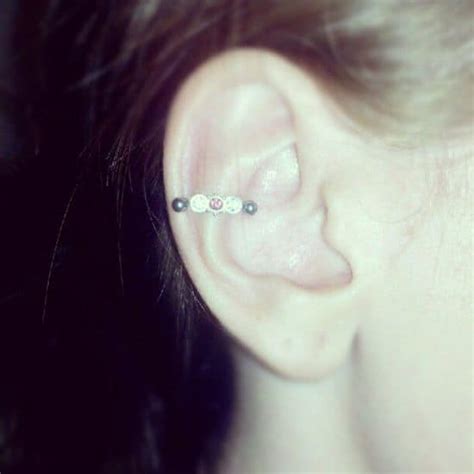 An Ultimate Guide To Snug Piercing - Pain, Healing, Procedures