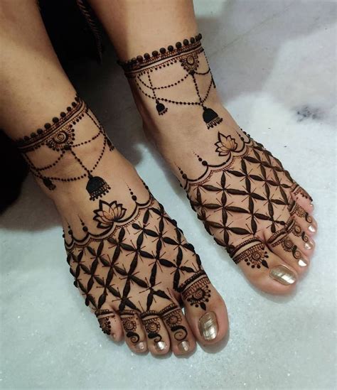 Stylish And Simple Leg Mehndi Designs Legs Mehndi Design Mehndi