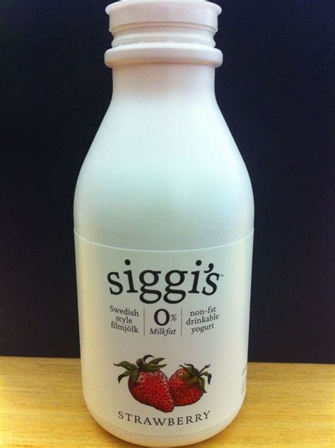 Siggis Swedish Style Drinkable Yogurt Strawberry Drinkable Yogurt Drink Bottles Yogurt