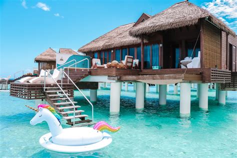 Prettiest Overwater Bungalows Close To The Usa Eatlivetraveldrink