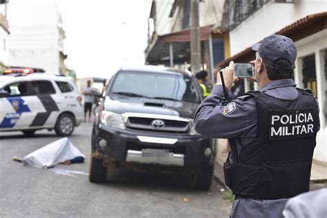 Cabo Da Pm Reage E Mata Assaltante Em Cariacica Polícia Gazeta Online