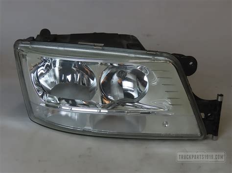 Headlight Rh Man Truckparts