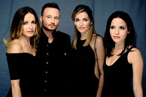 THE CORRS Tour Dates 2016 - 2017 - concert images & videos TourLALA.com