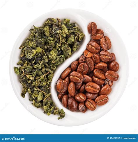 Green Leaf Tea Versus Coffee Beans In Yin Yang Stock Photography