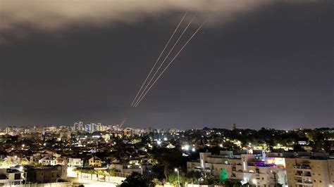 Irán Atacó A Israel Con Misiles Y Drones En Un Ataque Sin Precedentes Atv