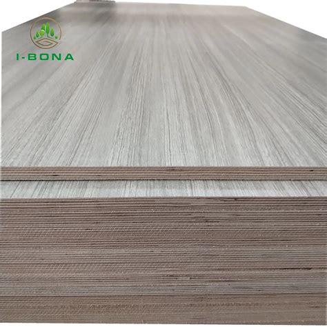 Baltic Birch Plywood Veneer Wood Grain Plywood Melamine Laminated