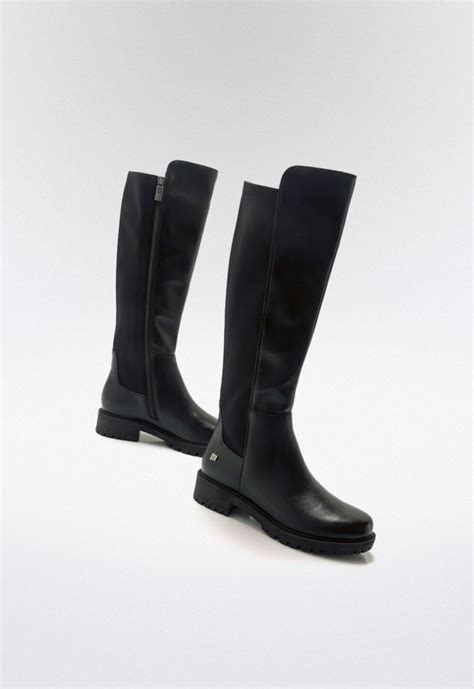 Bota Biker De Mujer Negro Mustang