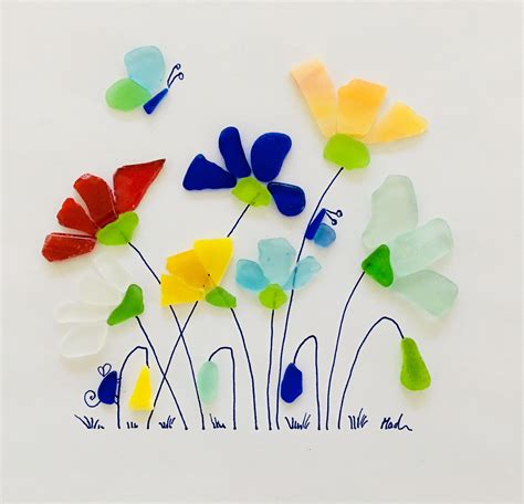 Lovely Garden Of Flowers Sea Glass Art Pictures Sea Glass Crafts Glass Art Pictures Beach