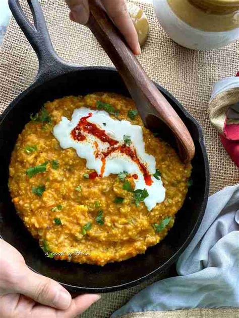 Fada ni khichdi (dalia khichdi) - A Cook Within