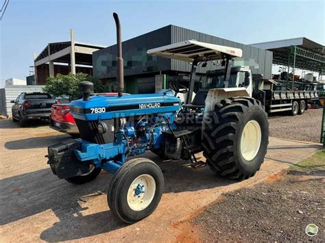 Trator New holland usado à venda Tratores e Colheitadeiras