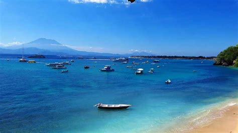 Six Beautiful Beaches to Go-To in Nusa Lembongan