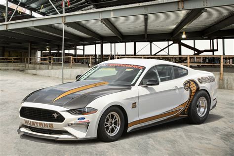 El Ford Mustang Cobra Jet Finalmente Se Destapa Para Conmemorar El 50 Aniversario Del Modelo