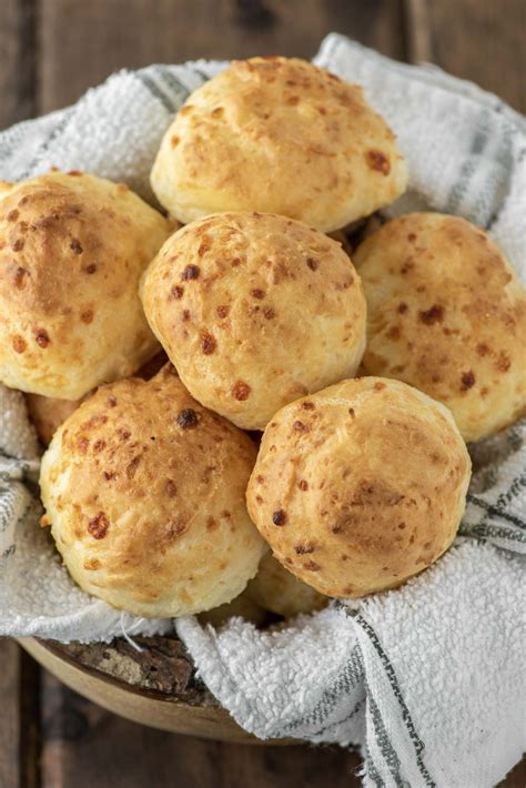 Brazilian Cheese Bread Recipe Pão De Queijo Chisel And Fork