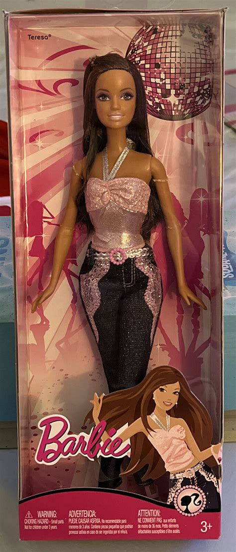 Teresa Barbie Fashion Fever Personal Style Doll International Box R8090