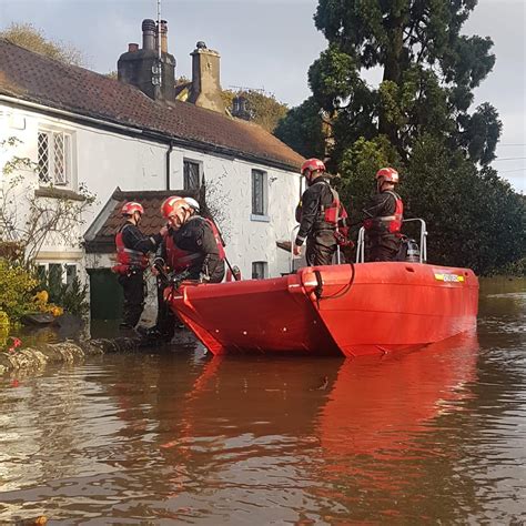 Watersafe UK Search and Rescue Team - Flood Rescue - a Community ...