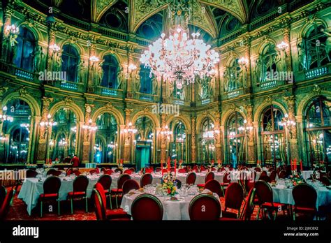 Grand hôtel intercontinental paris hi res stock photography and images