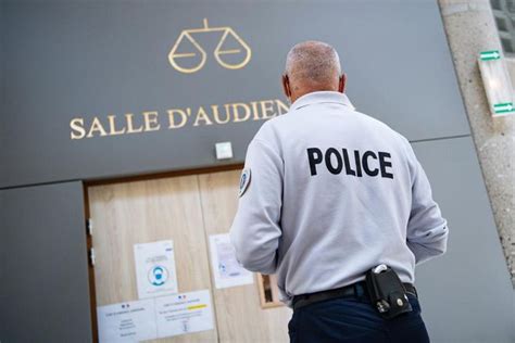 Elle s était vengée de l agresseur de son chien à coups de barre de fer