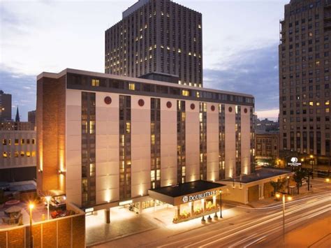 25 Best Hotels in Milwaukee | U.S. News Travel