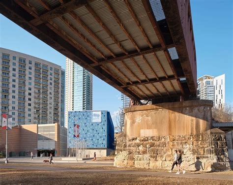 Inventory Surges Explain Why Austin Rent Prices Are Cooling Down - Smart City Locating