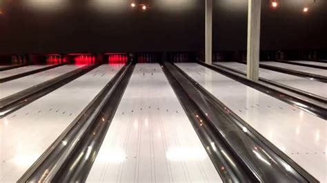 Brunswick Bowling Lanes With Pindeck Effect Lights Youtube