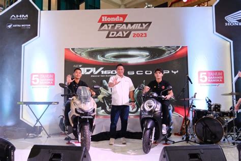 Honda ADV 160 Dan New Honda Scoopy Dengan Warna Baru Resmi Mengaspal Di