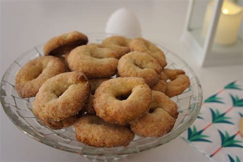 Taralli Dolci Al Vino Bianco E Mandorle Ricetta Dolci Ricette Di