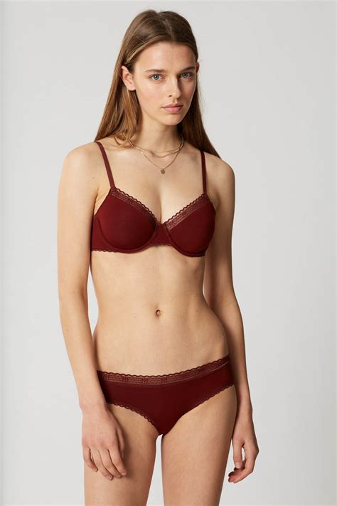 Soutien Gorge Avec Armatures Rouge Issu De Fibres V G Tales La Petite