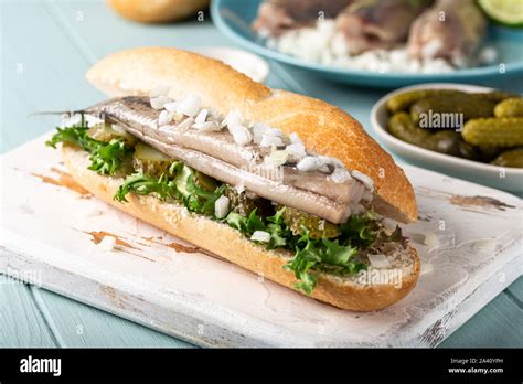 Herring Sandwich Amsterdam Recipe | Bryont Blog