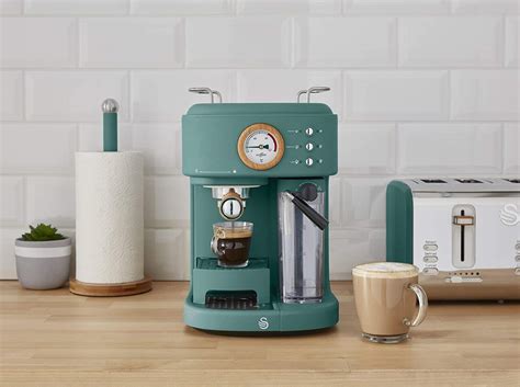 Best coffee machine 2021: reviews of our top 13 coffee makers | Real Homes