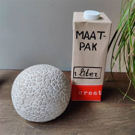 Bal Van Beton Met Bloempatroon Creatieve Doebox