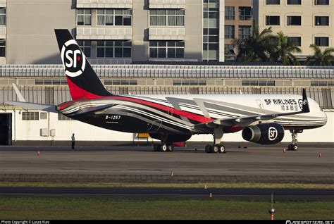 B 1257 SF Airlines Boeing 757 2B7 PCF WL Photo By Lucas Xiao ID