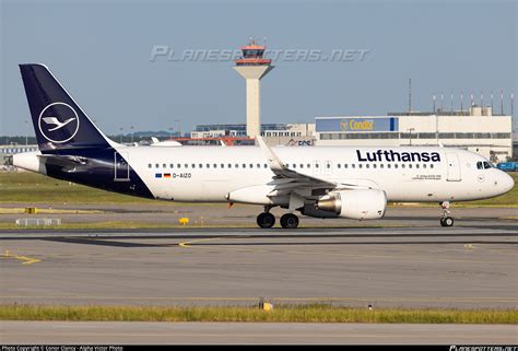 D AIZO Lufthansa Airbus A320 214 WL Photo By Conor Clancy Alpha