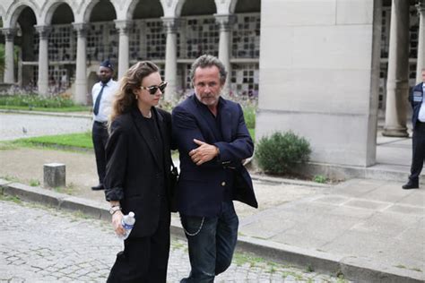 Mathilde et Fabrice Laffont unis dans le chagrin aux obsèques de