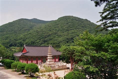 Pictures of Korea: Beomeosa Temple, Busan, Korea